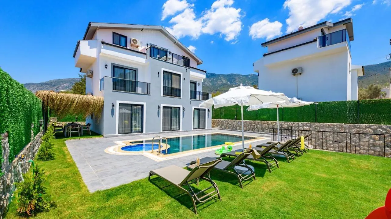 Atlantis - 4 Bedroom Holiday Villa In Hisaronu 厄吕代尼兹